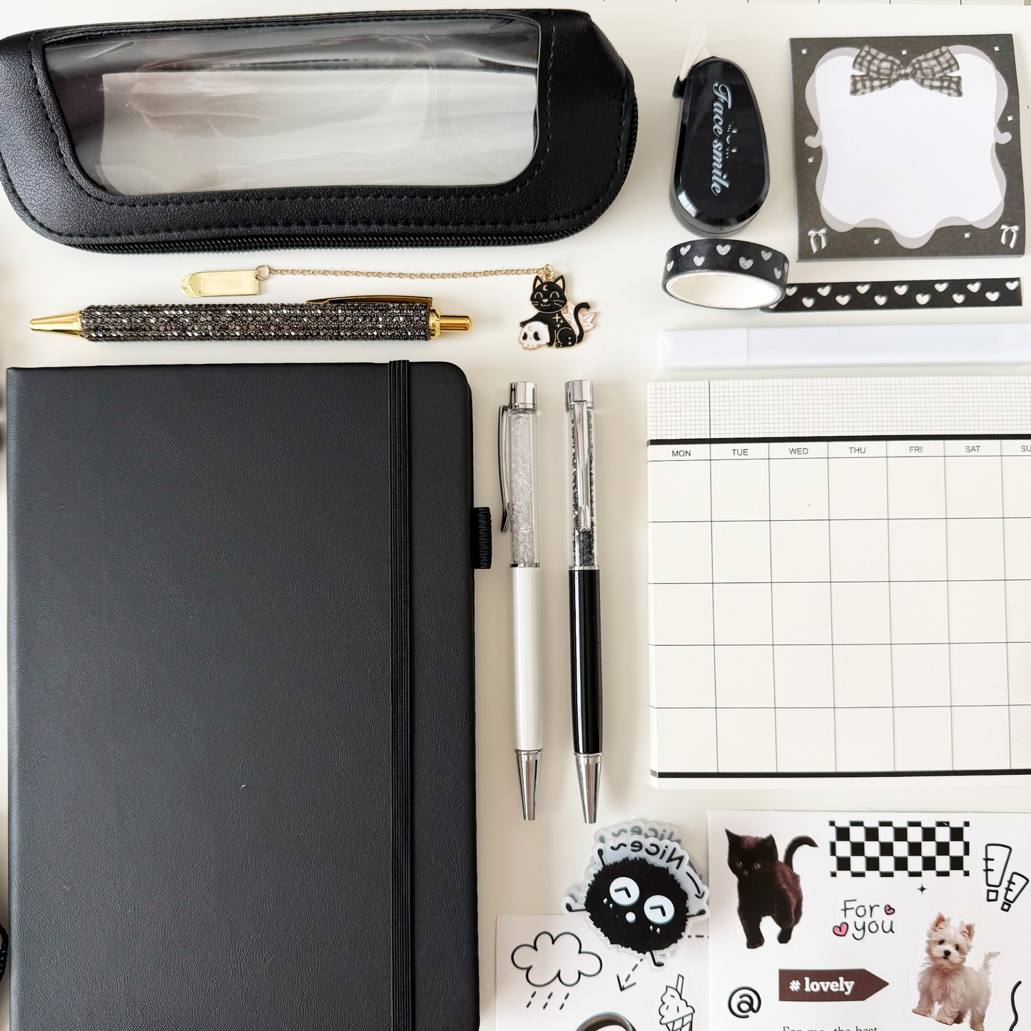 Noir Bundle – Chic & Adorable